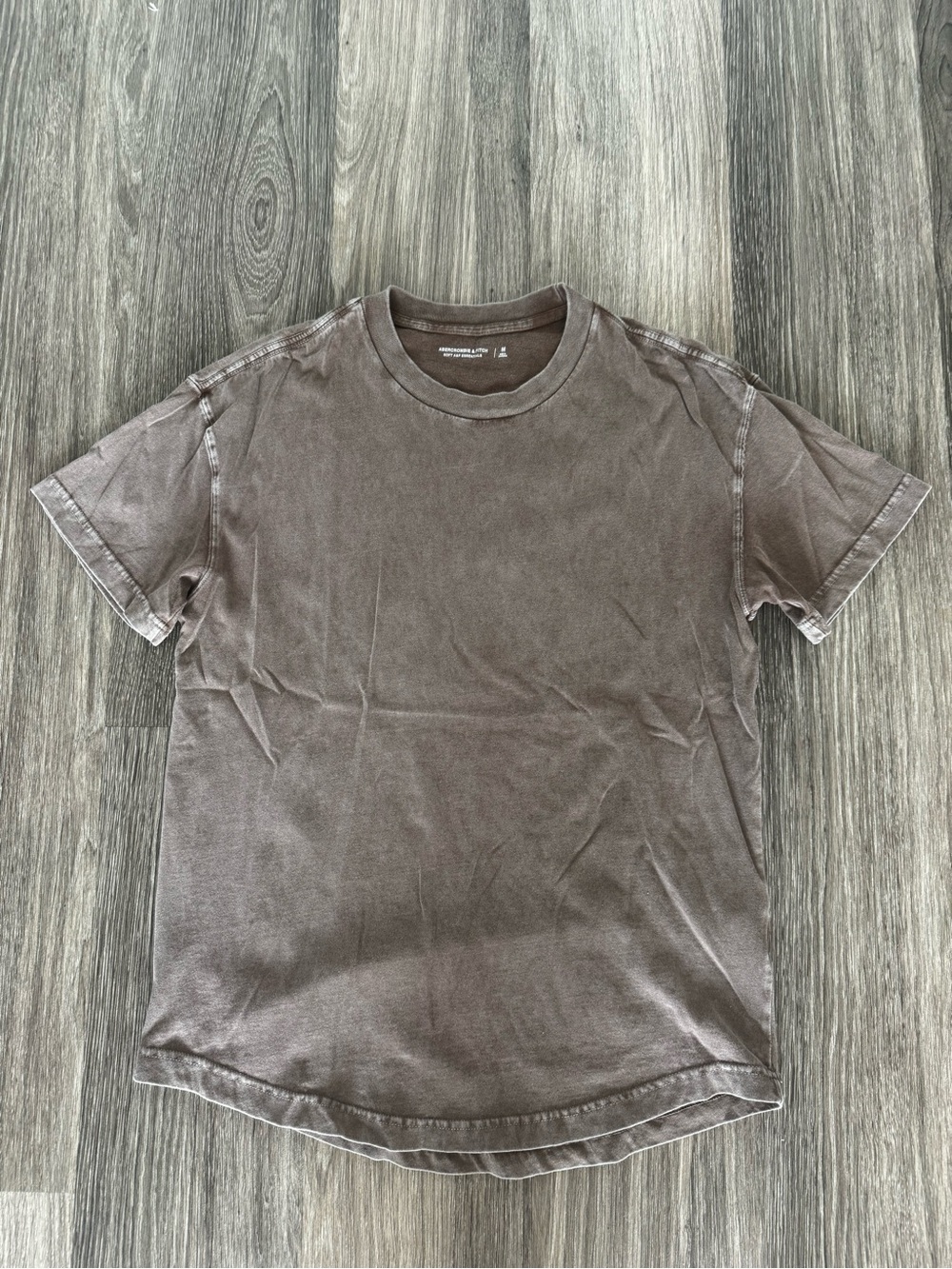 Abercrombie & Fitch Short-Sleeve Crew Tee in Washed Brown